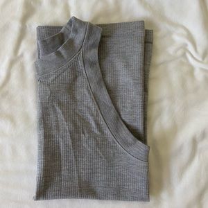 Athleta Fitted Gray Athletic Tank